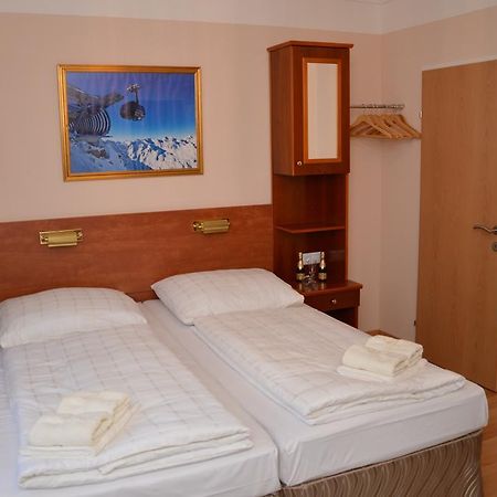 Private Room Pyrkerstraße Bad Hofgastein Rom bilde